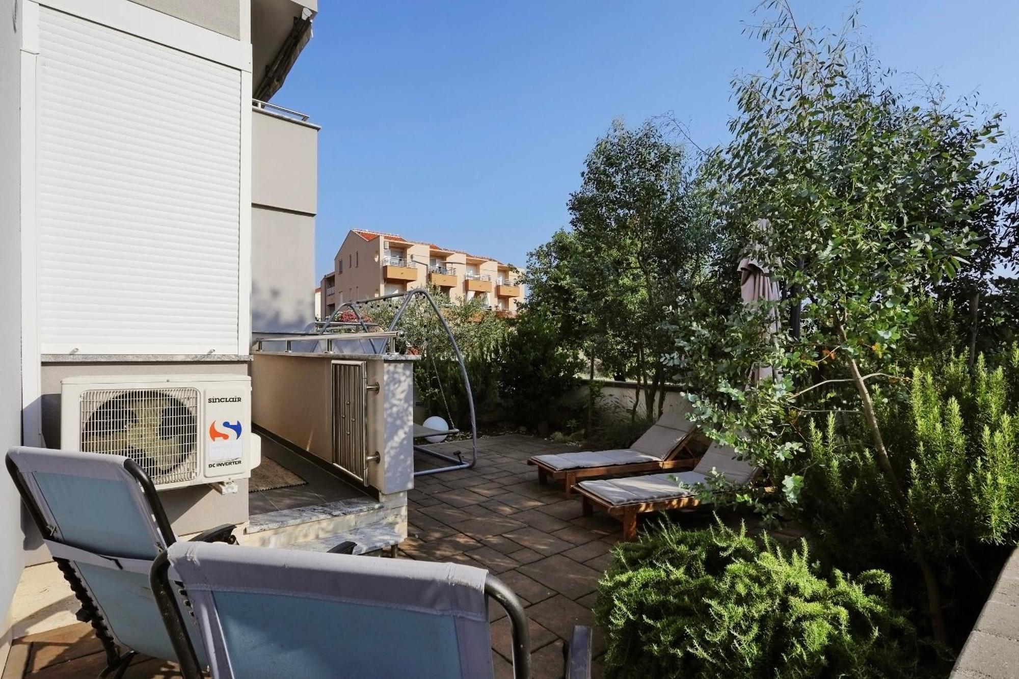 Apartment Secret Garden 3 Zaton  Extérieur photo